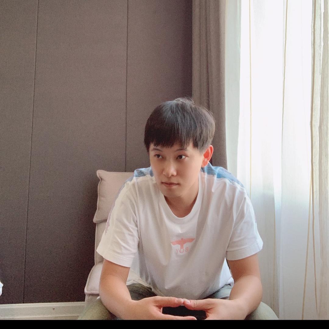 徐源～小时候可胖了