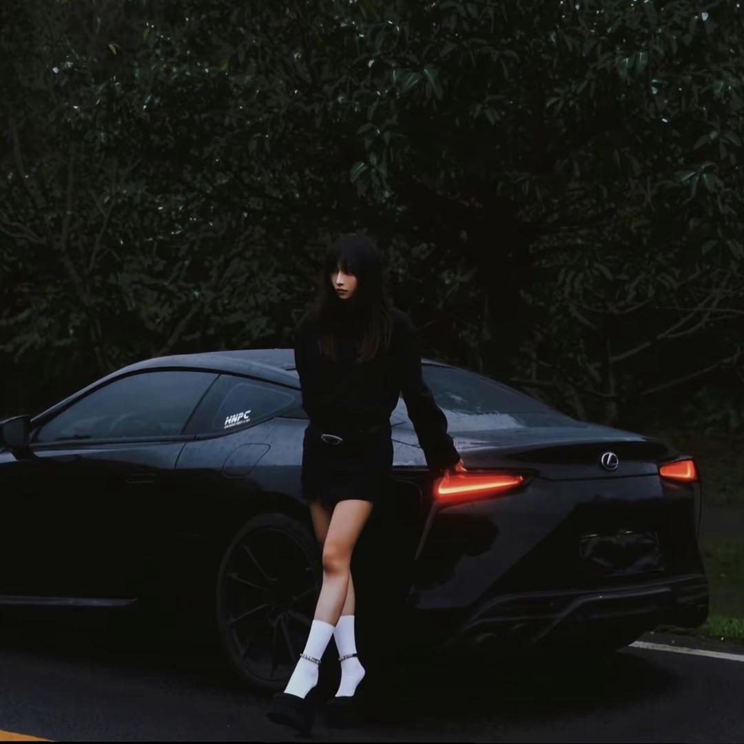 云