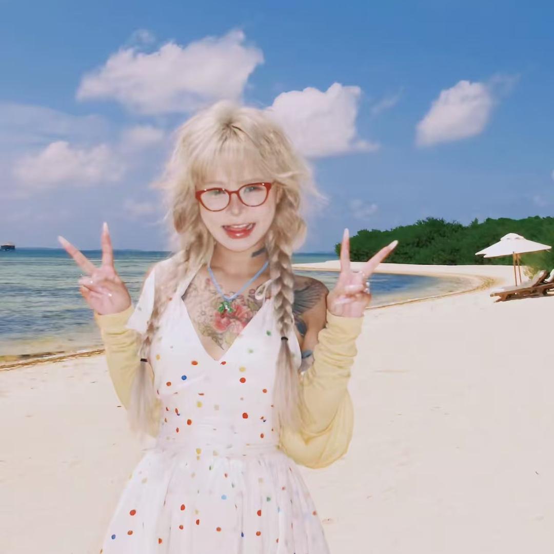 茜茜顾茜茜「BC」💚