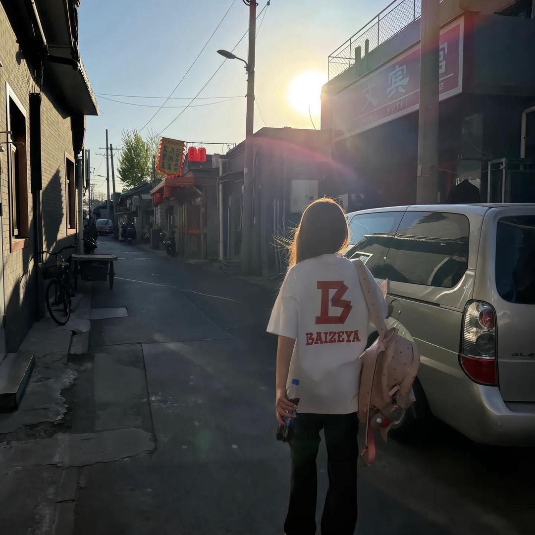 洋洋-