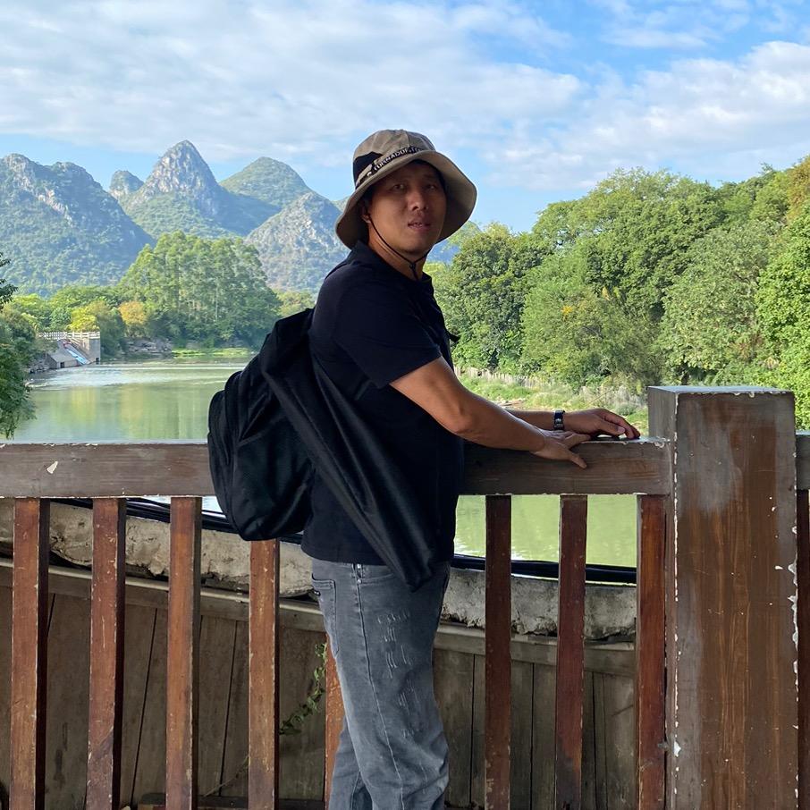 桂林旅游小熊