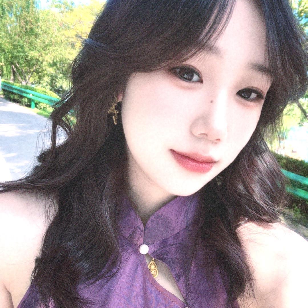 🌈小薇不吃香菜