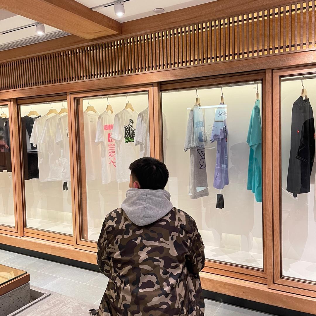 謝工头.