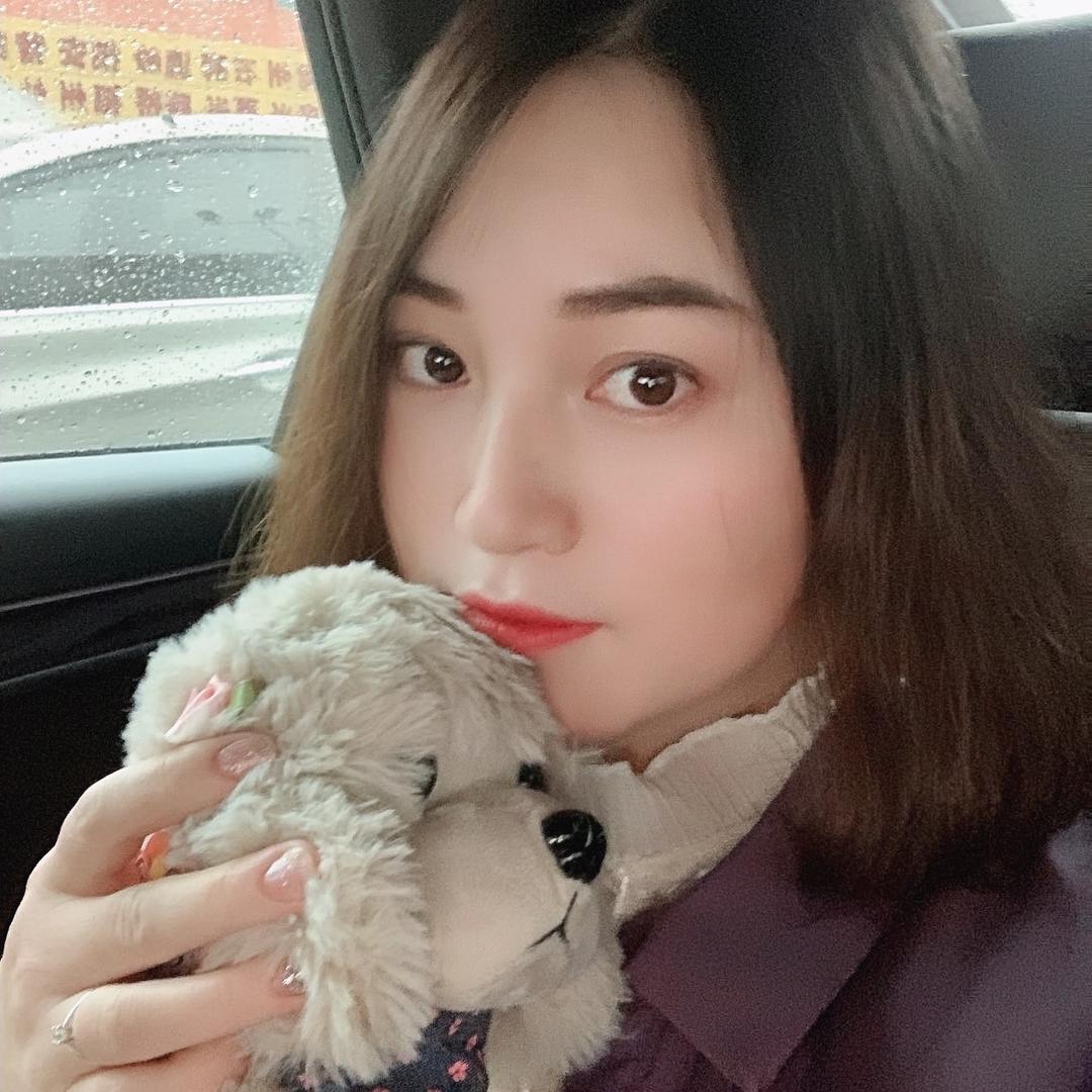 小莉姐姐