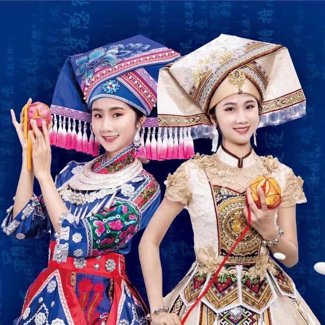 金花银花（双胞胎姐妹）