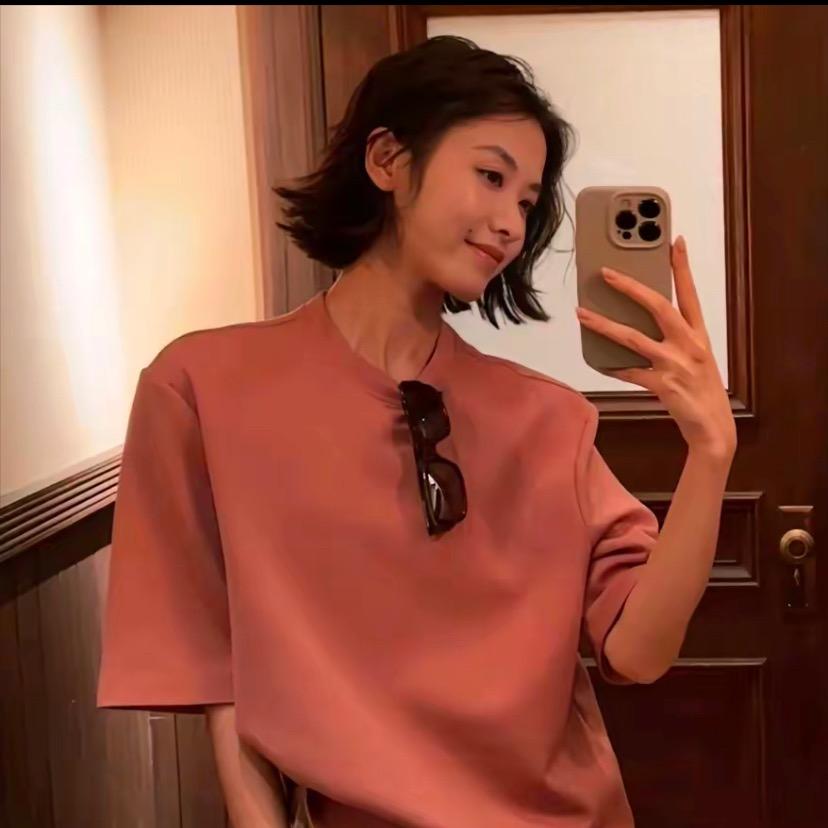 林痔晴（穿搭分享）