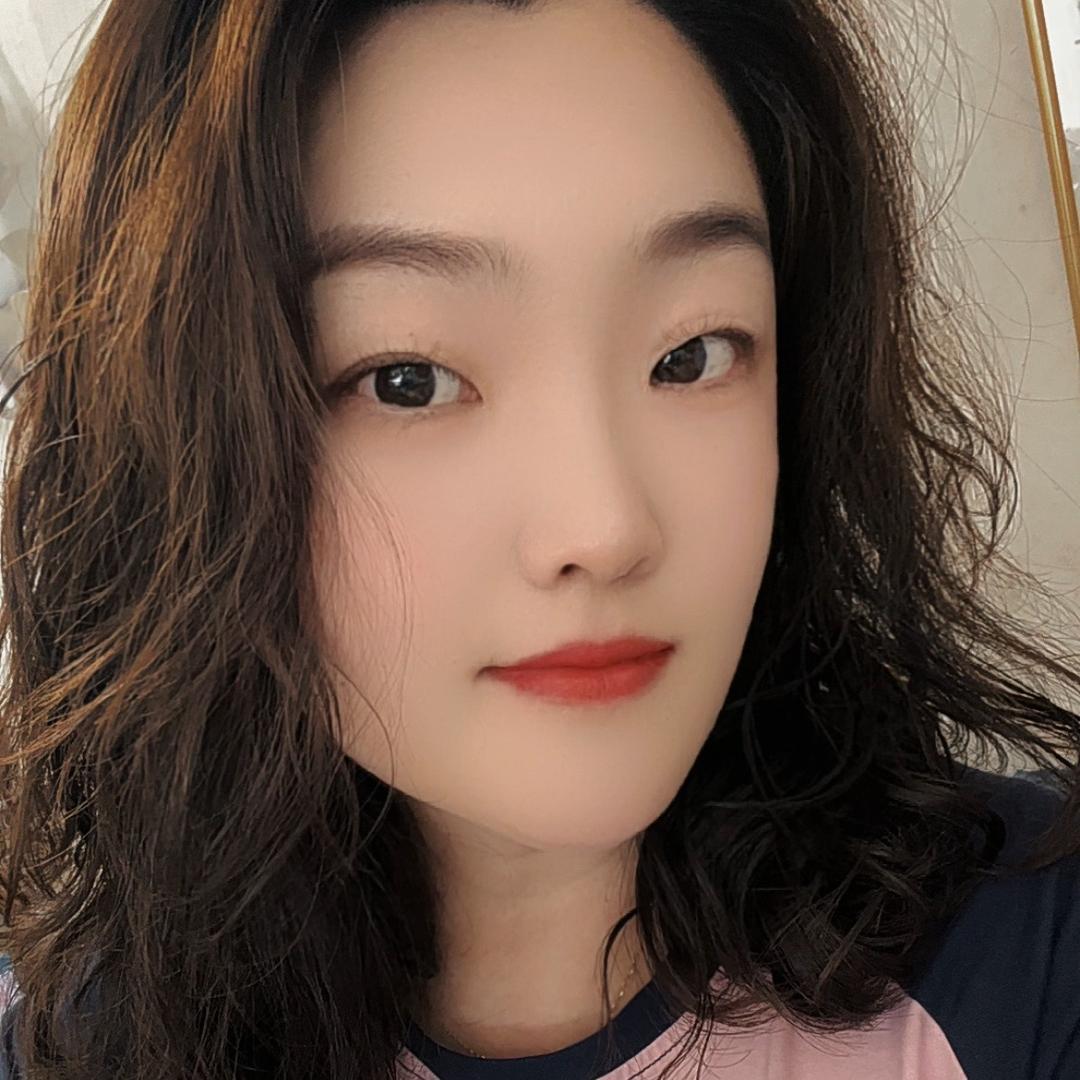 焉然一笑🌸