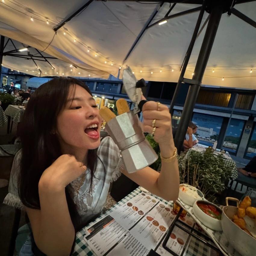 超级无敌暴龙小美女