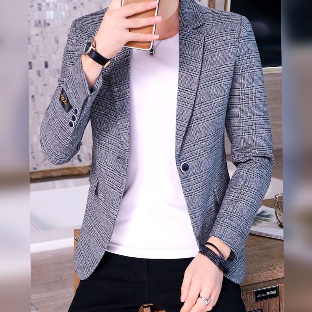 东胜区名依阁服装店
