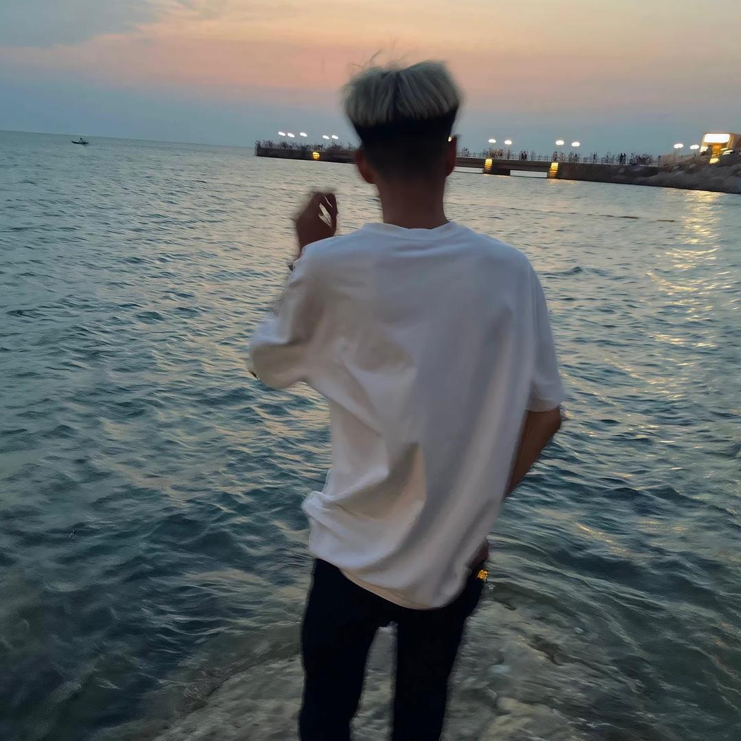 .、.