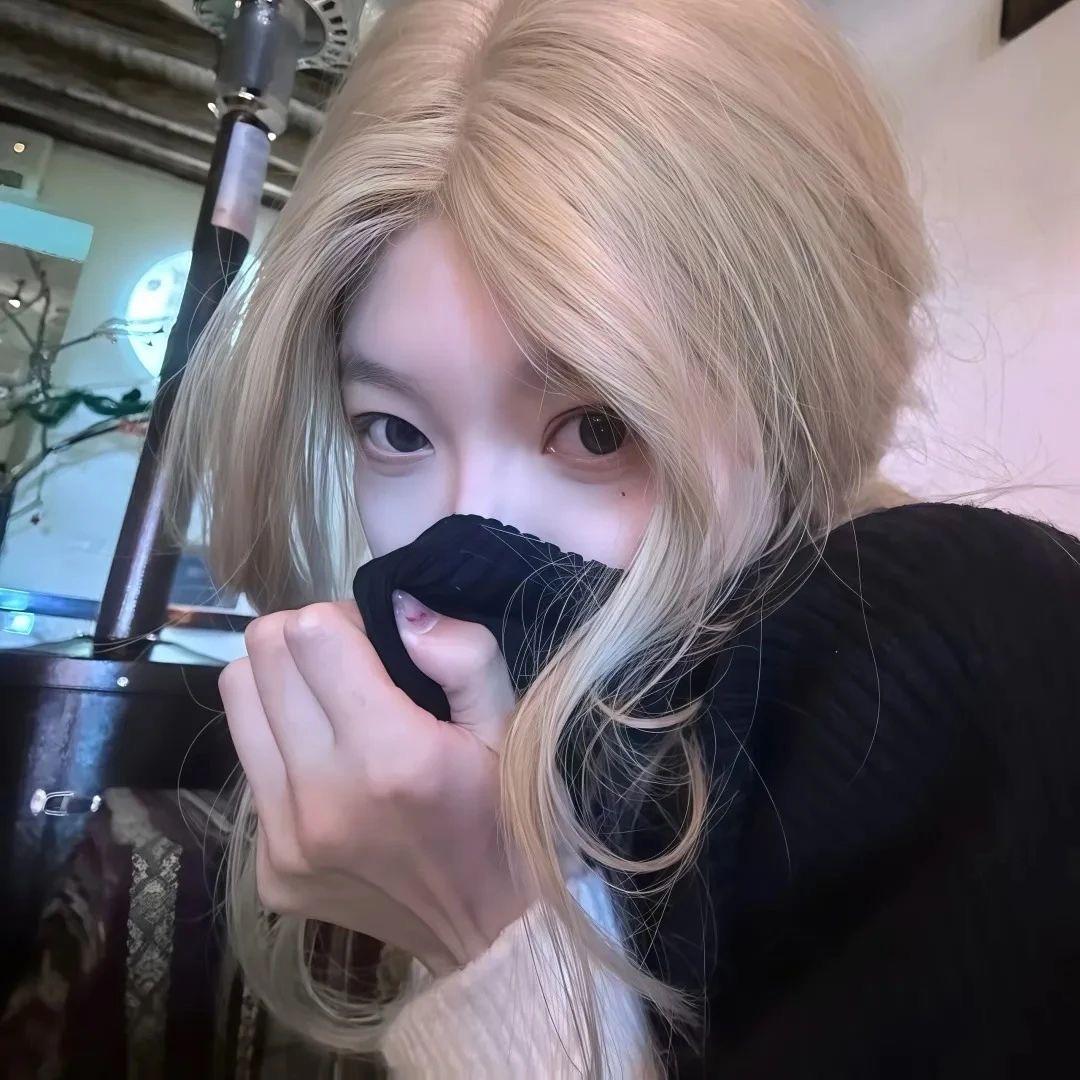 柒柒