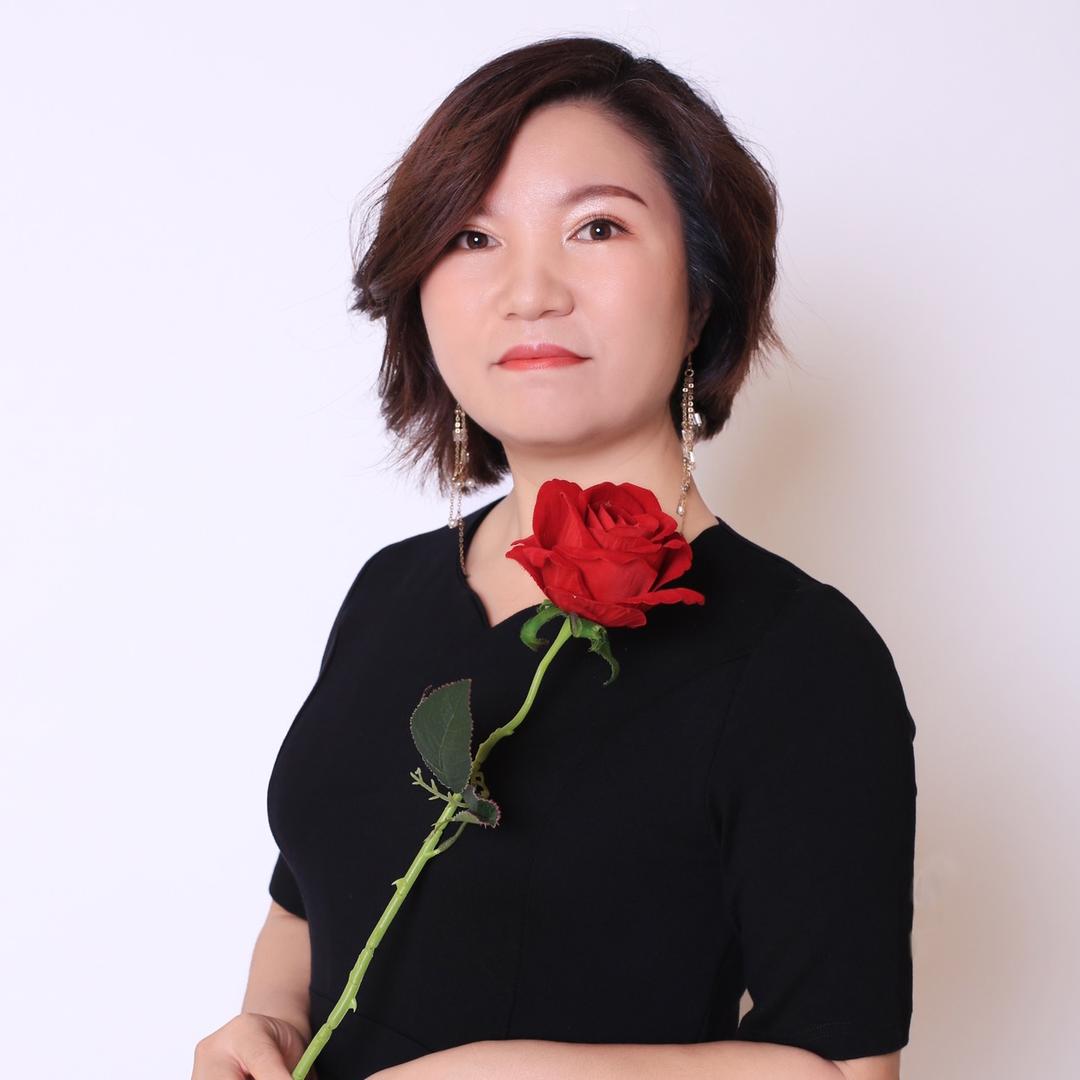 英子