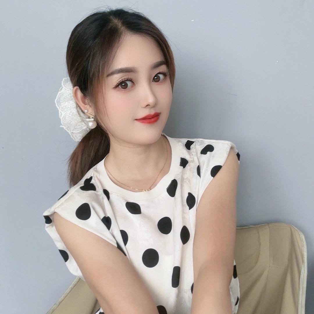 在洋县开牛排店的盼盼