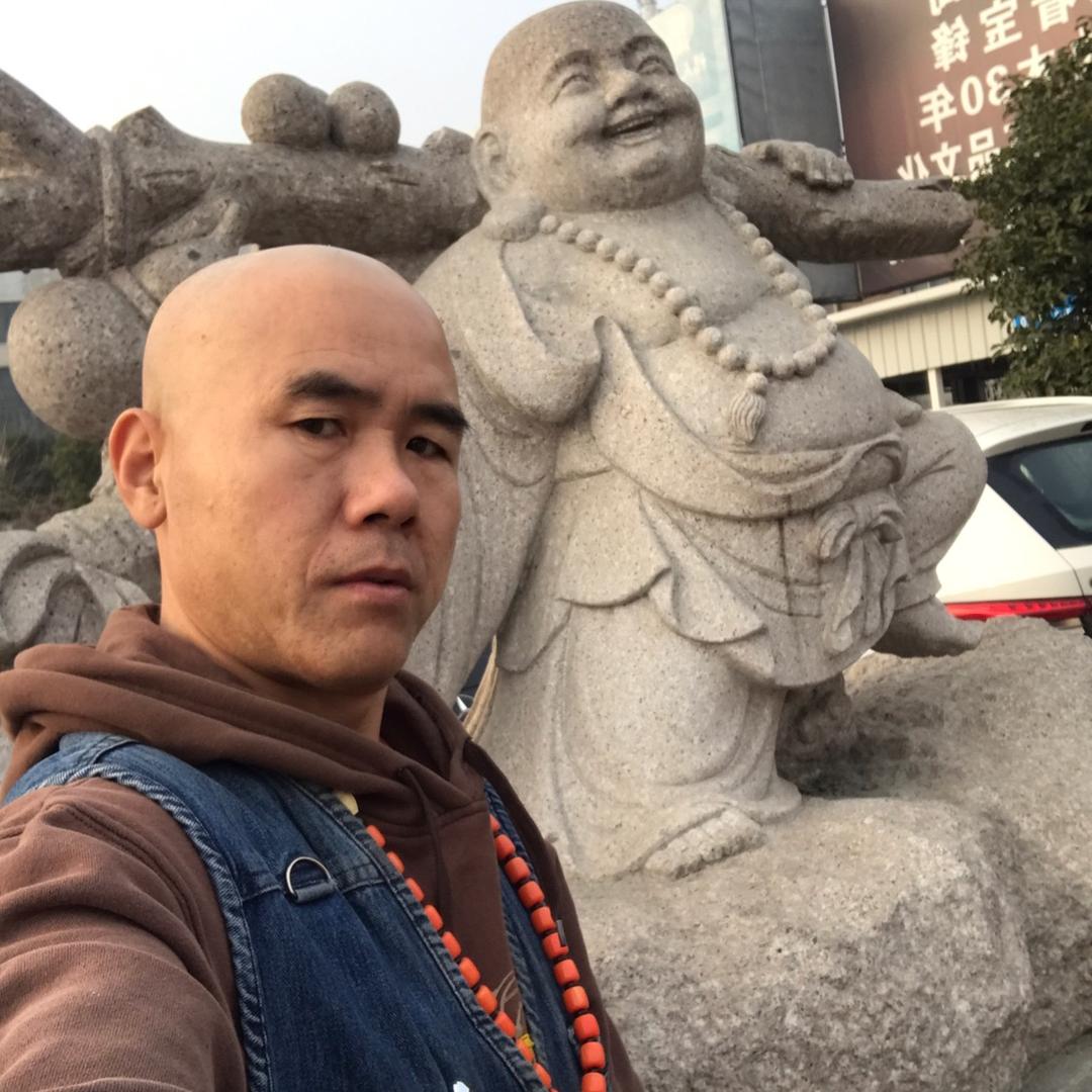 大庄主靉小吉