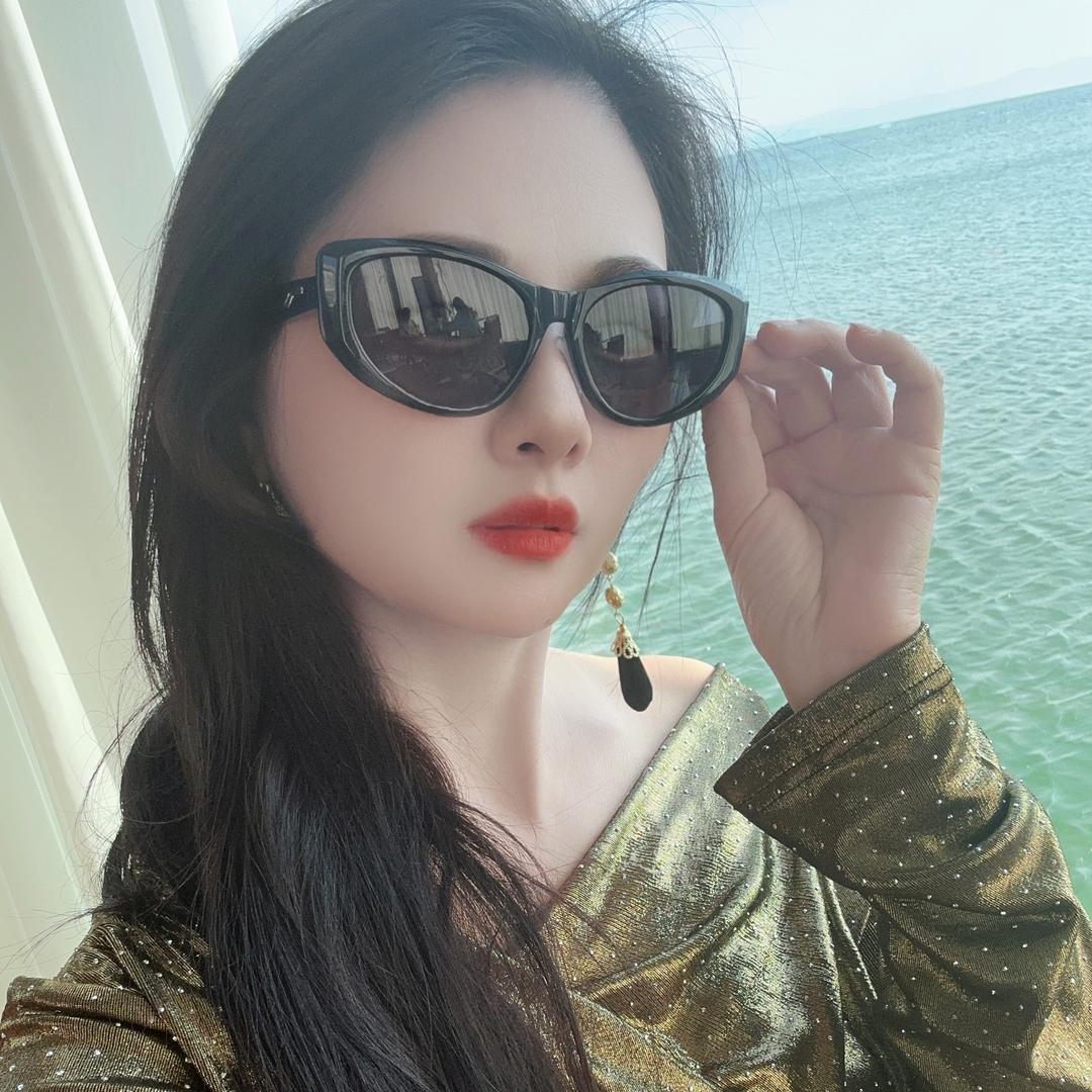 ༺女王♛范儿༻