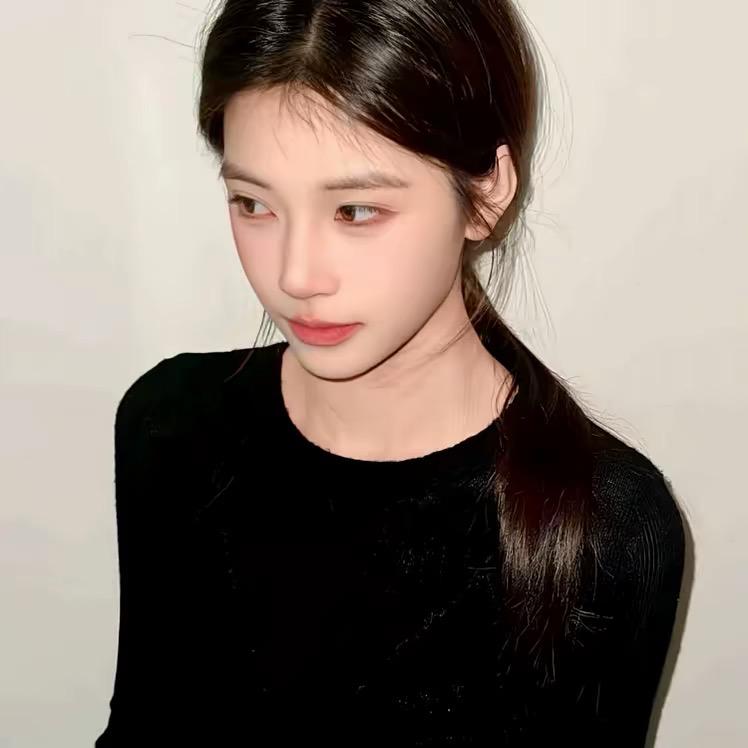 Q.·