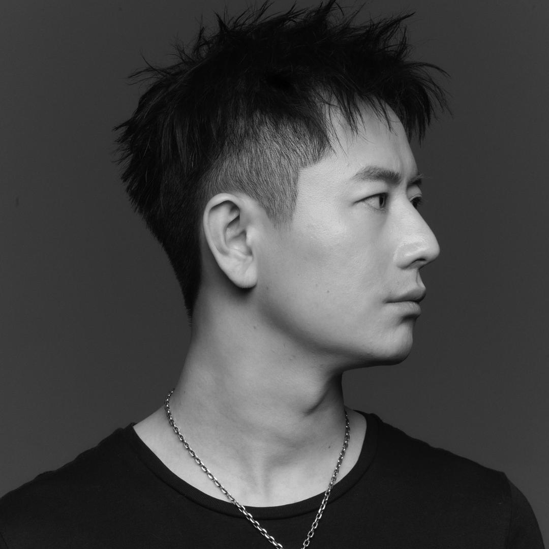 行走的杨先生