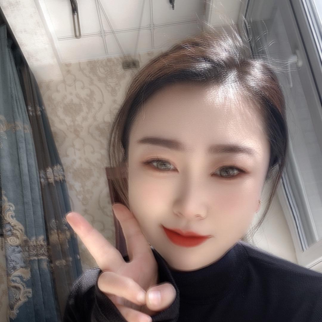 我是王小妮儿吖