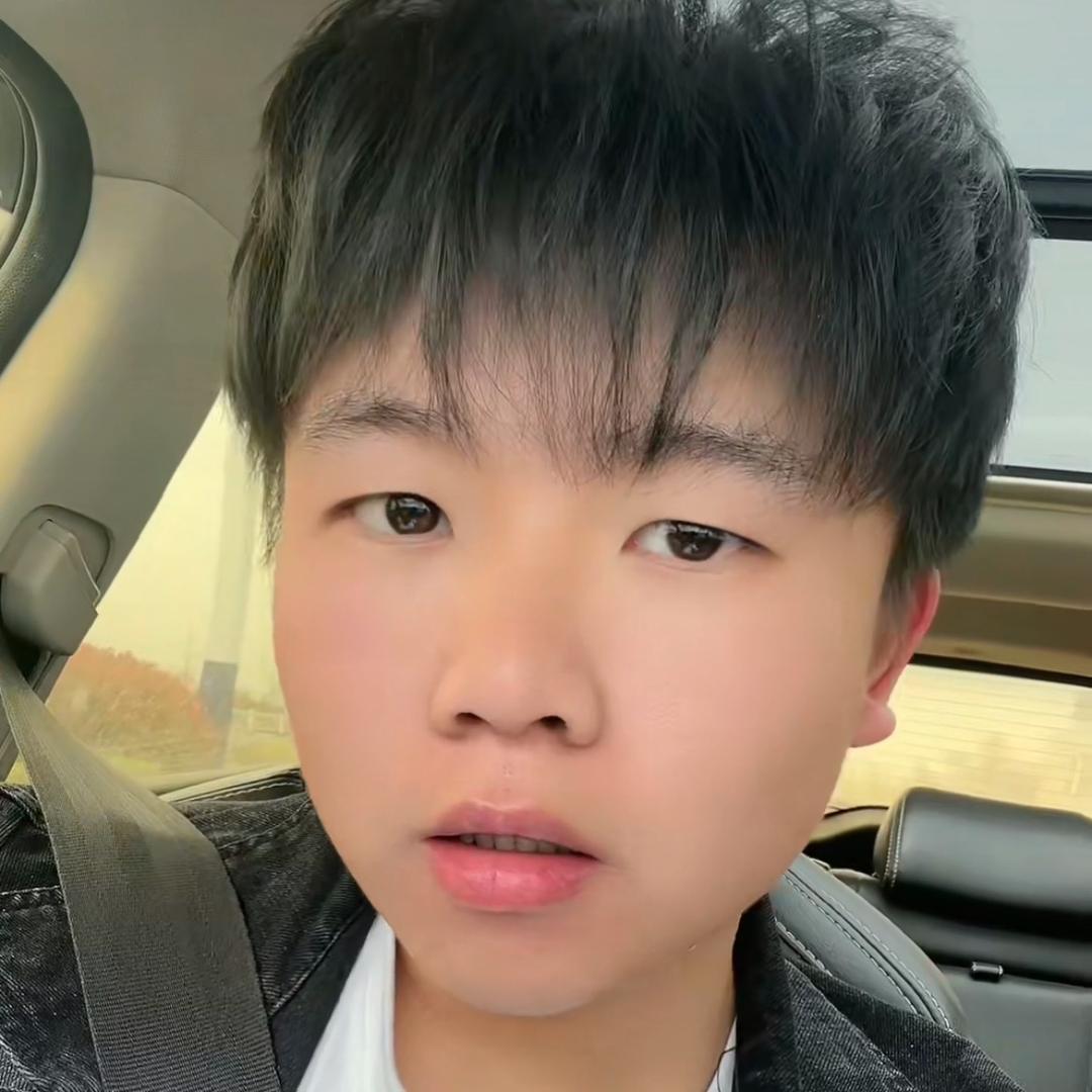肉肉男孩🤗