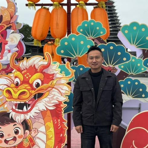 爱君如梦