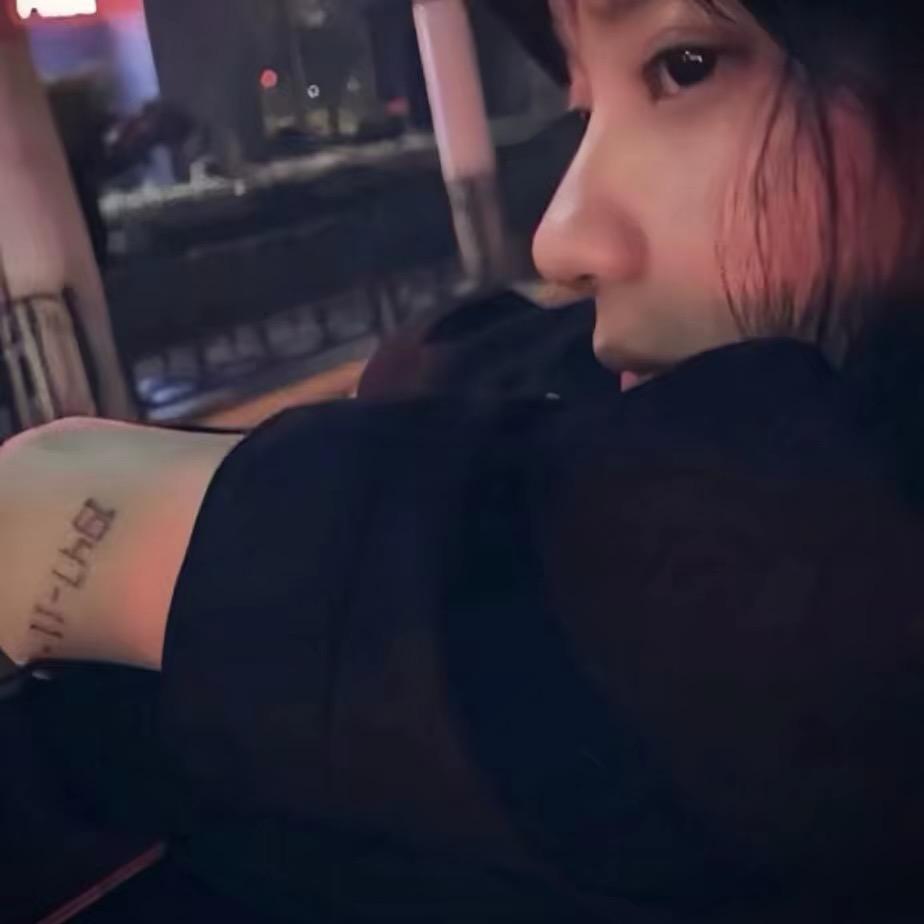 冷萌脚趾