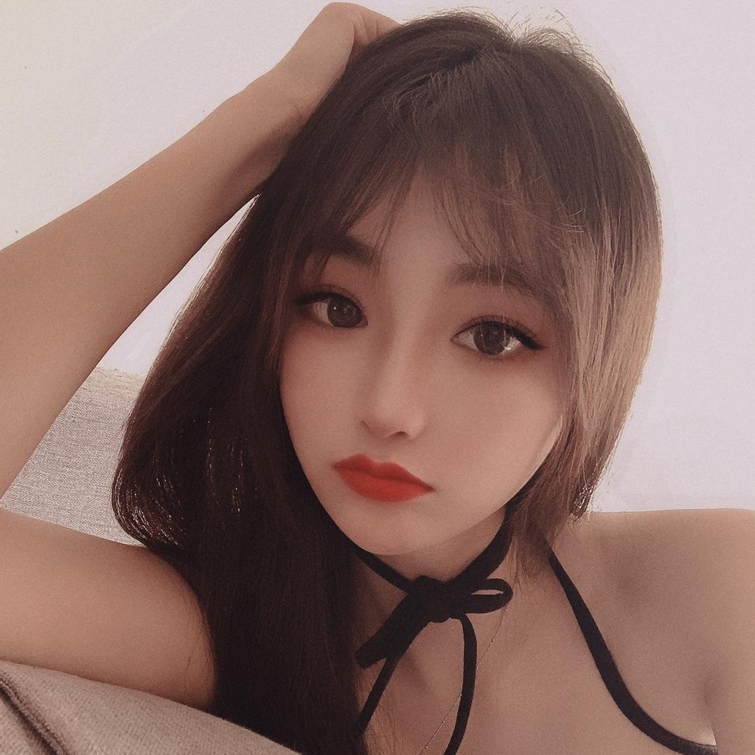草莓酱🍓小莹