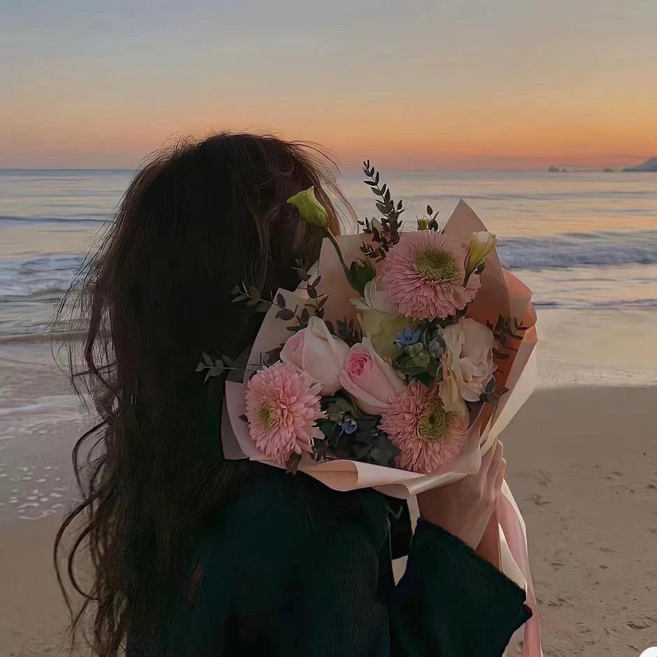 婚礼造型师_卫卫