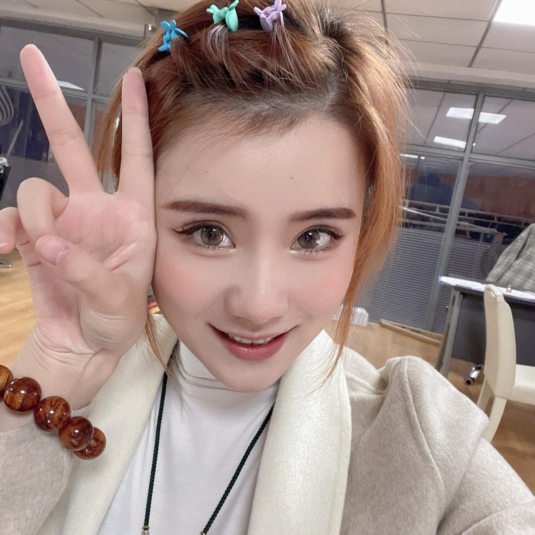 楚楚🎤(唱歌主播）