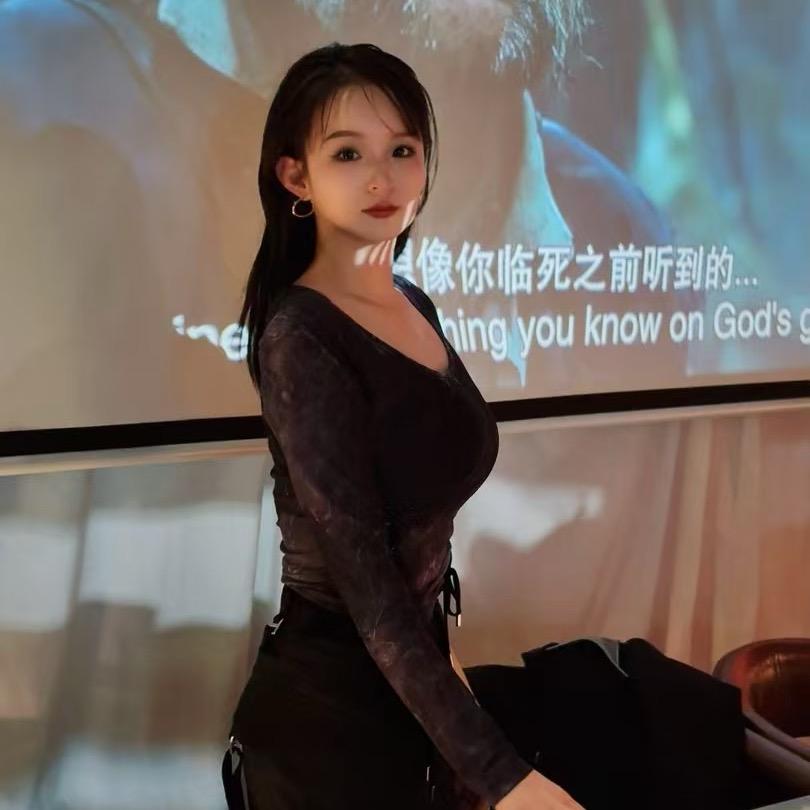 合川大美人女装
