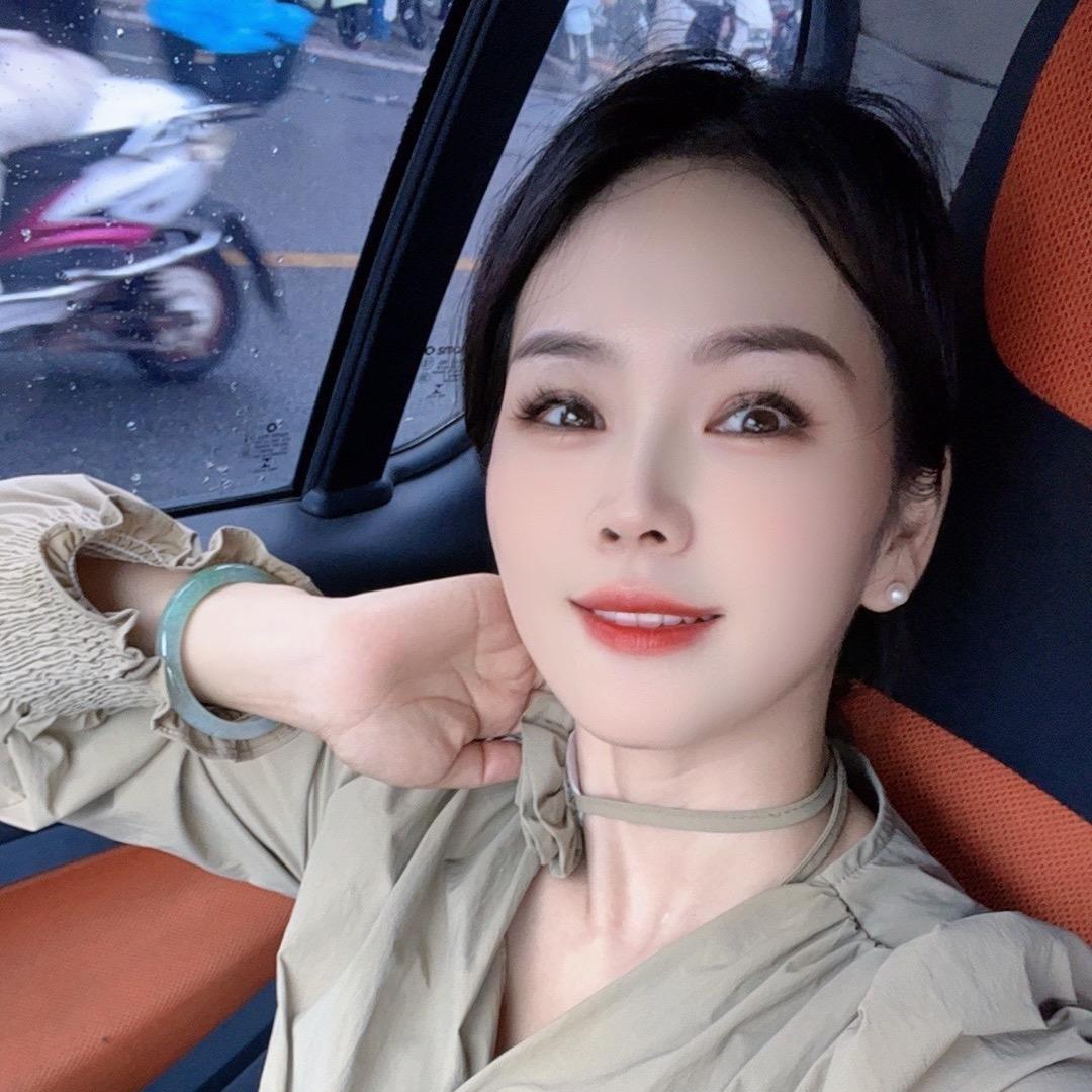 南丰来晚女装