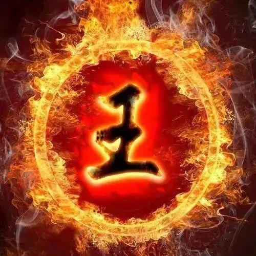 隔壁龙滚佬