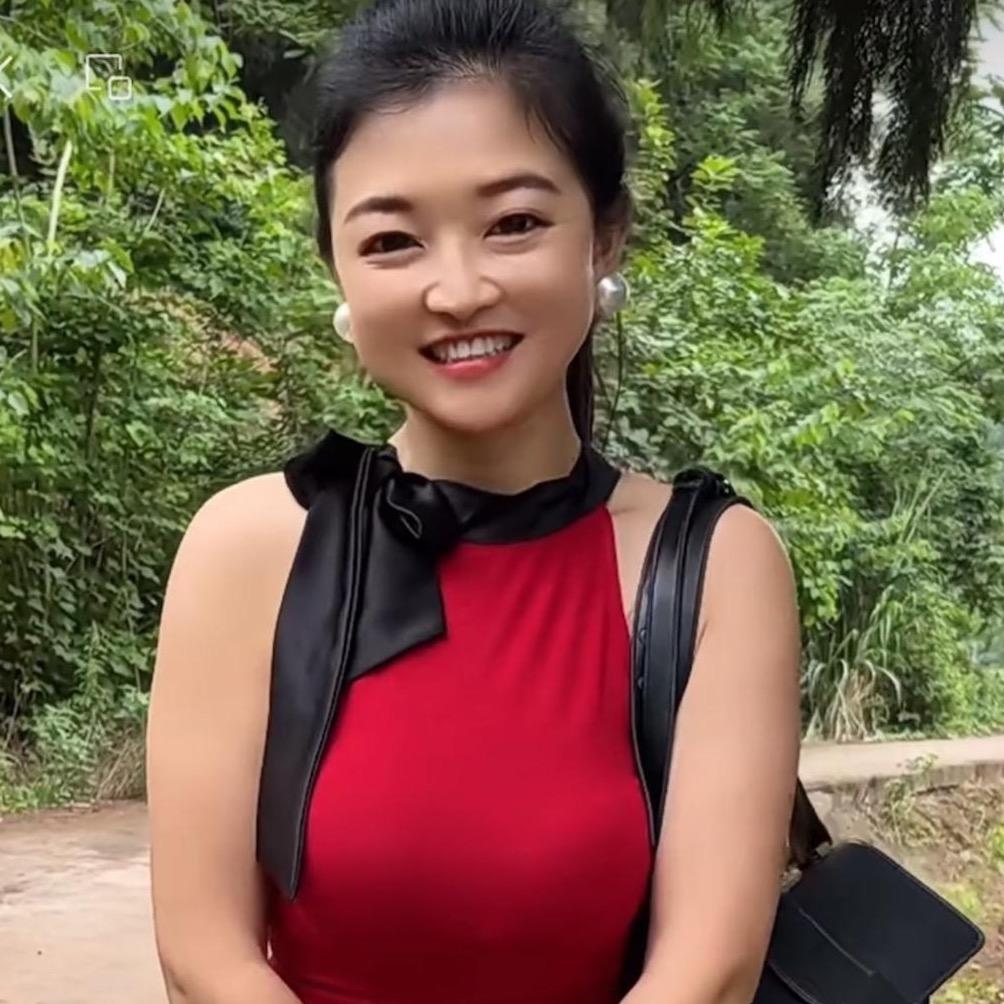 表妹希希