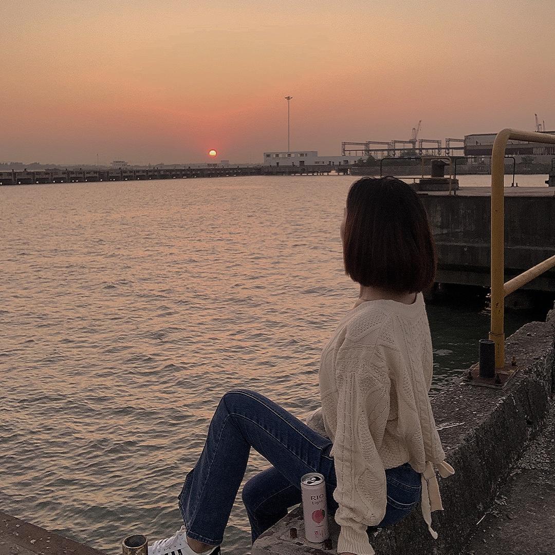 小🍭黑（南枝花艺）