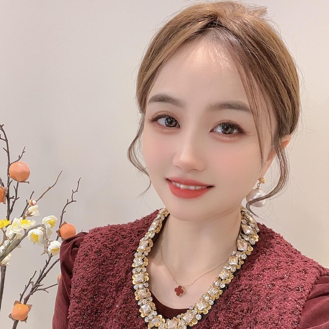 荞衣女装