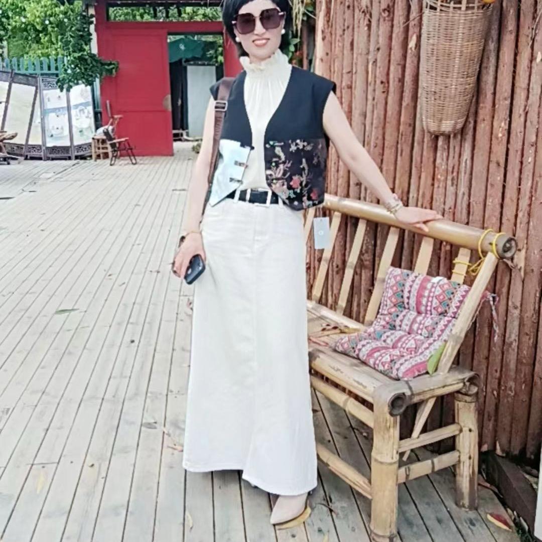 龙港周丽华服饰店