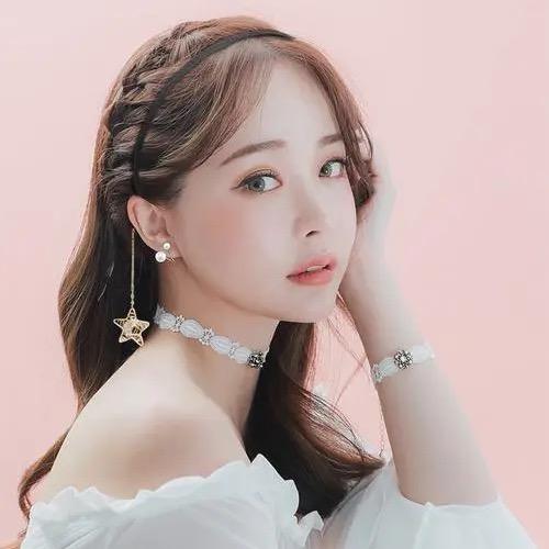 爱生活，爱自己，爱家庭