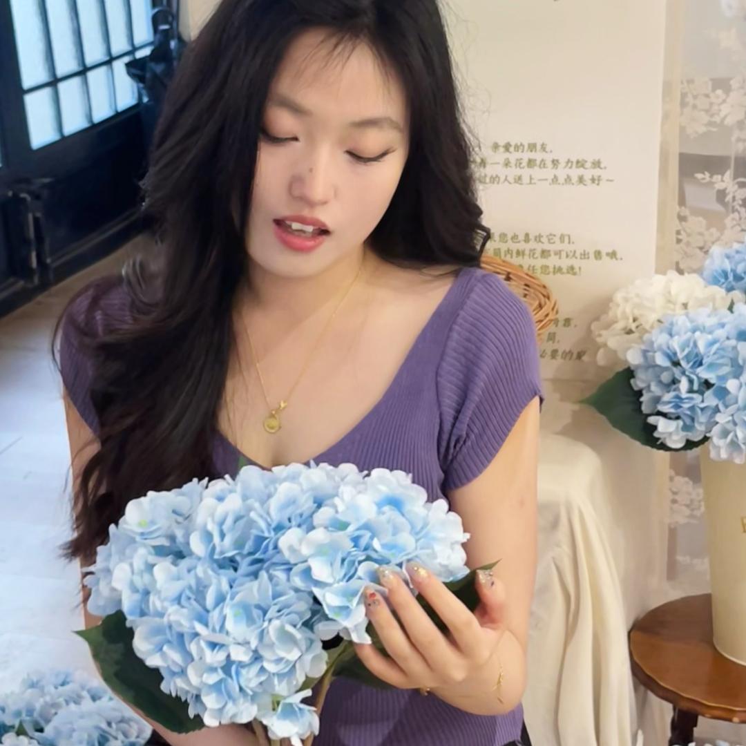 虎虎.