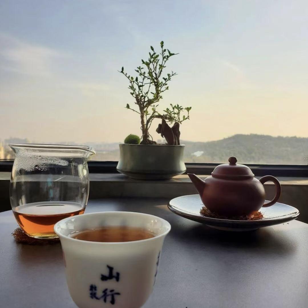 岩韵悠髓