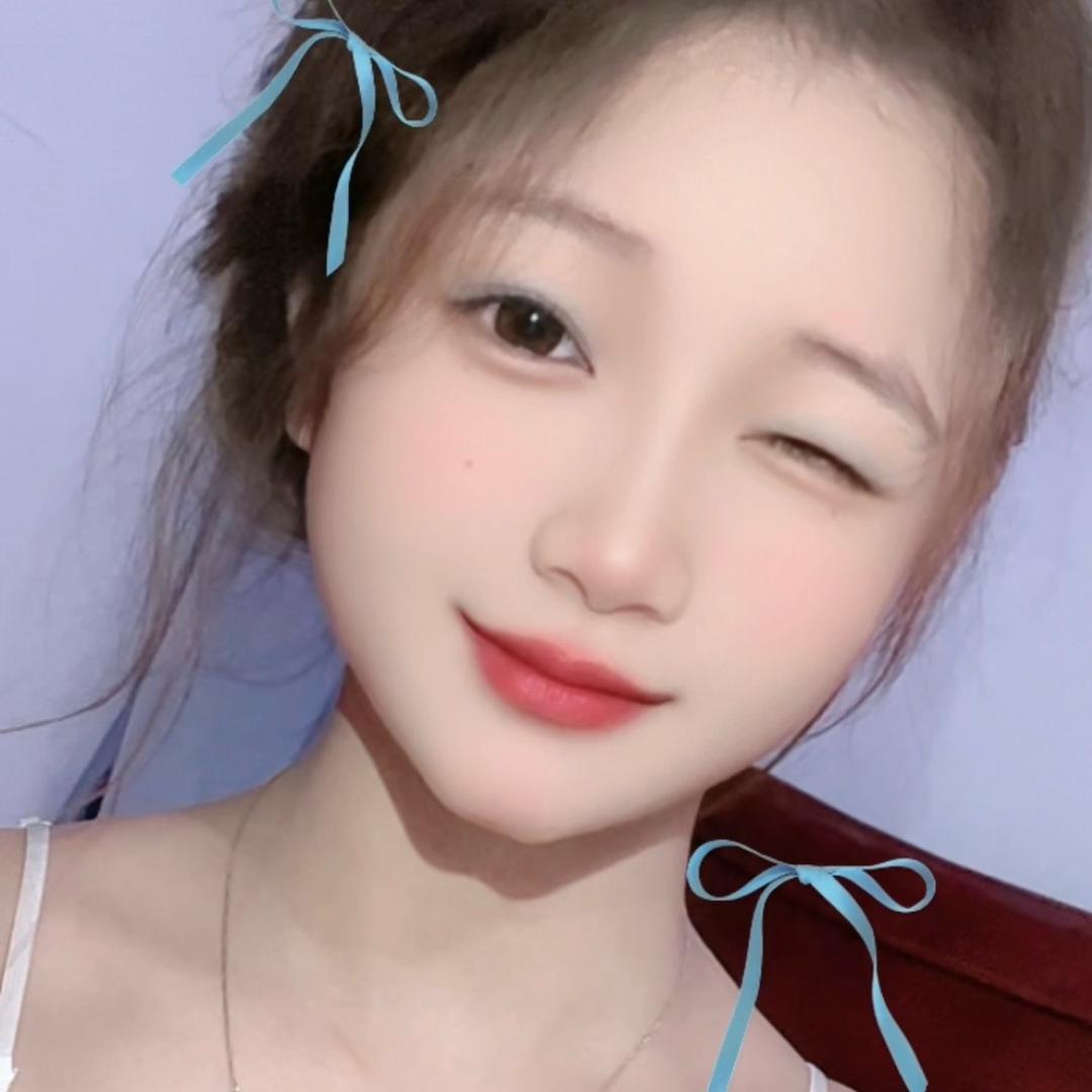 Phan thanh thảo (桃子)