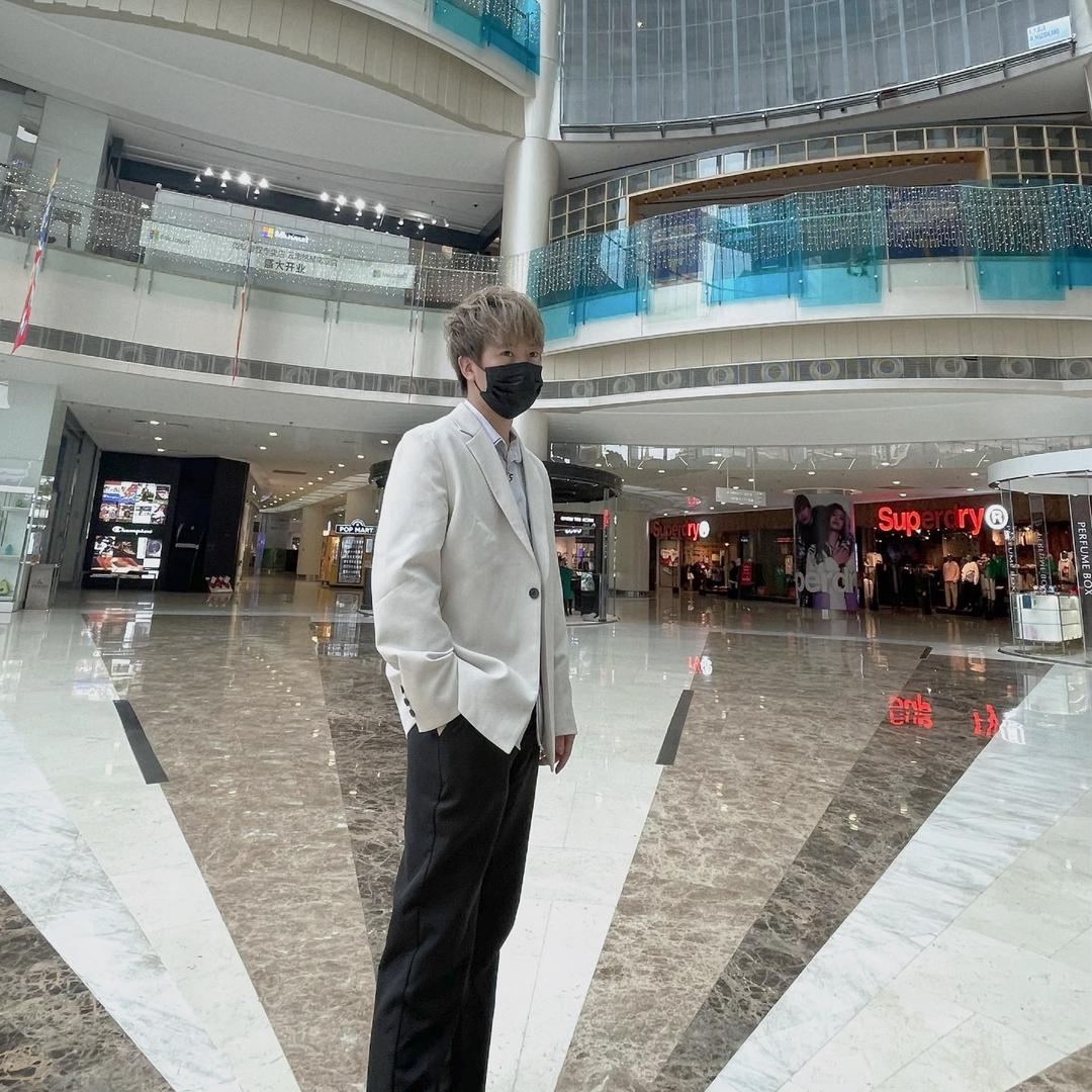 广南接发，收长头发