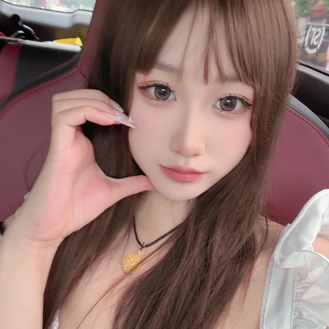 安迪．
