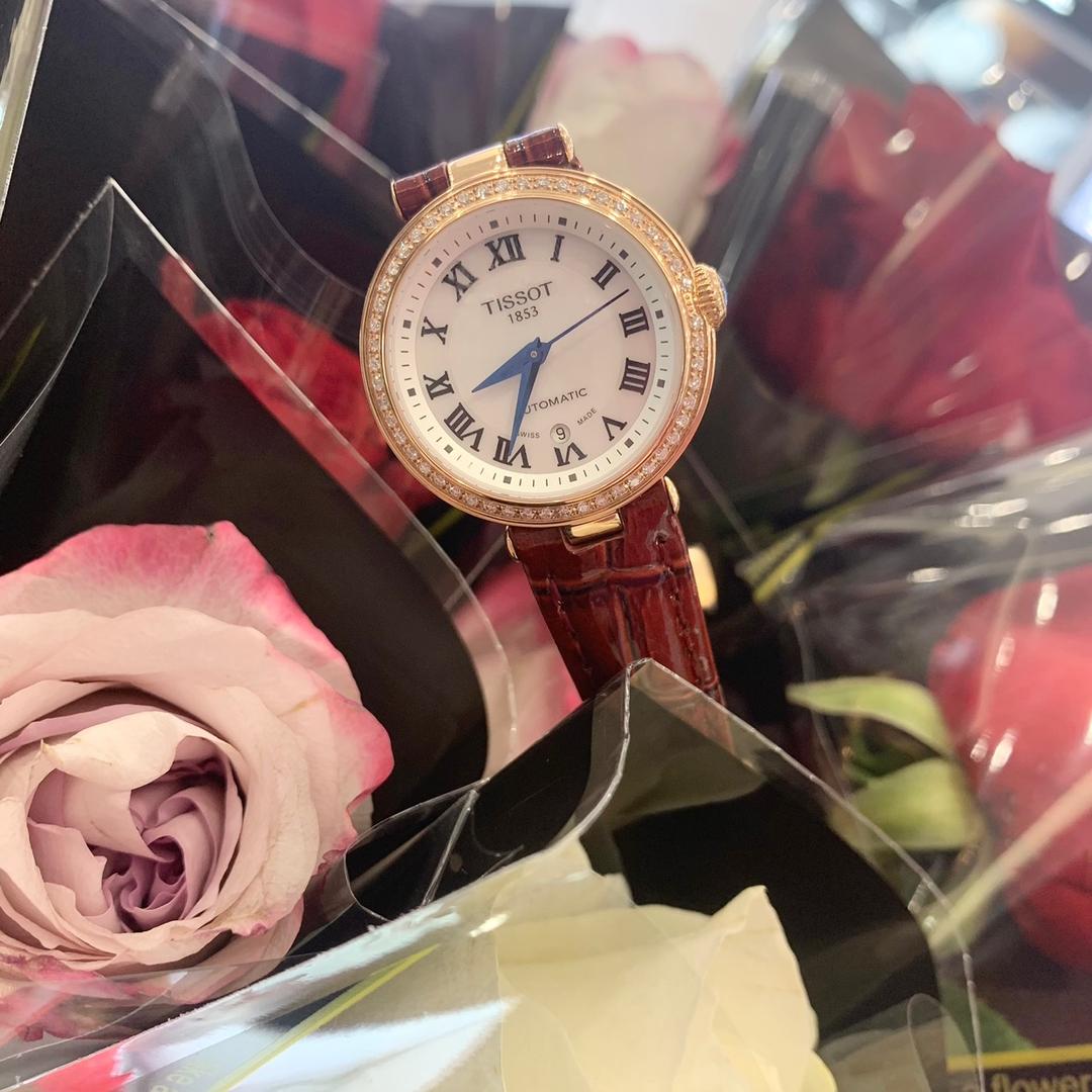 汉中吾悦店天梭名表柜姐🌹