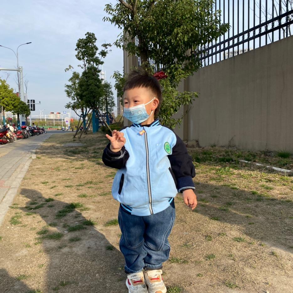 小小鱼妈妈