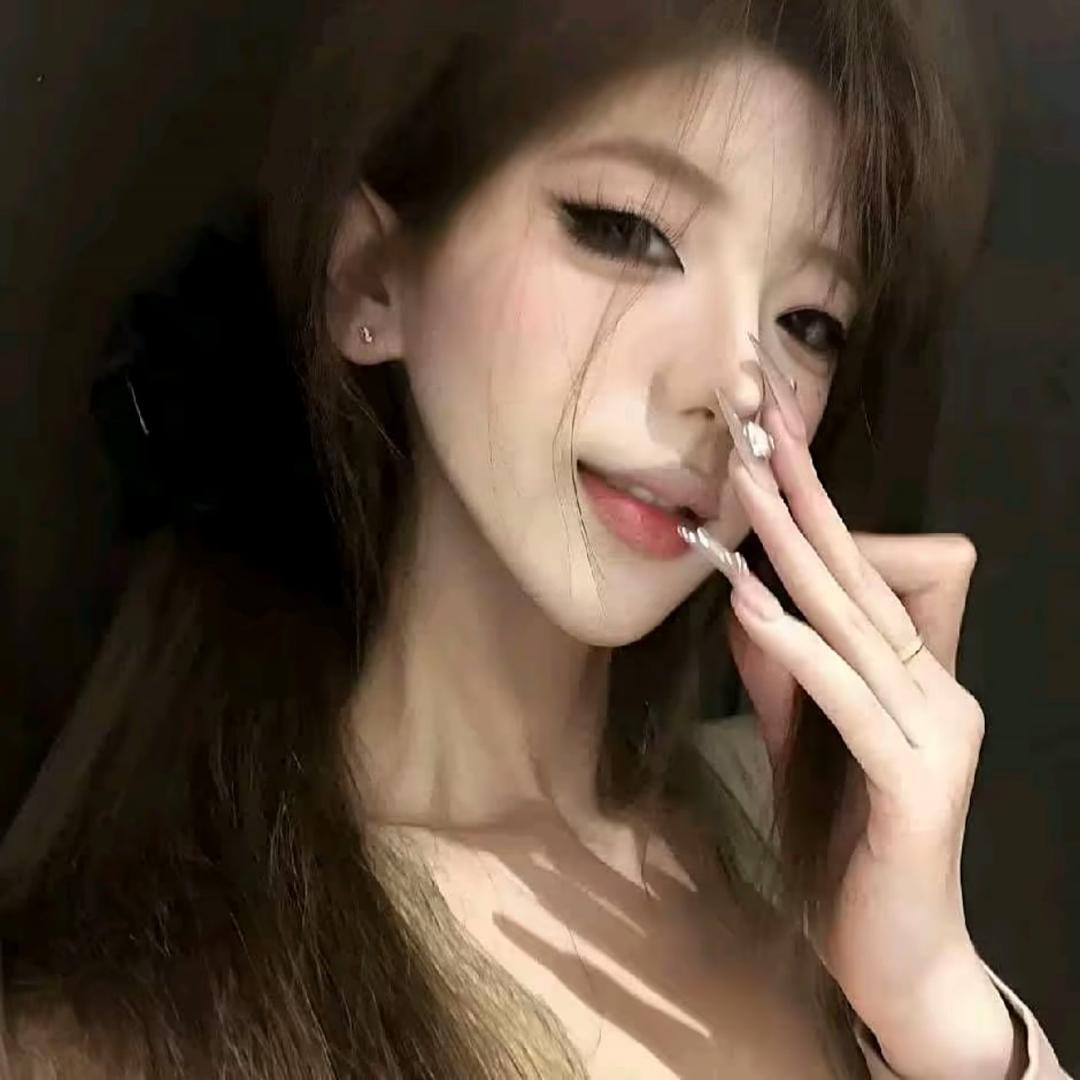 七七..