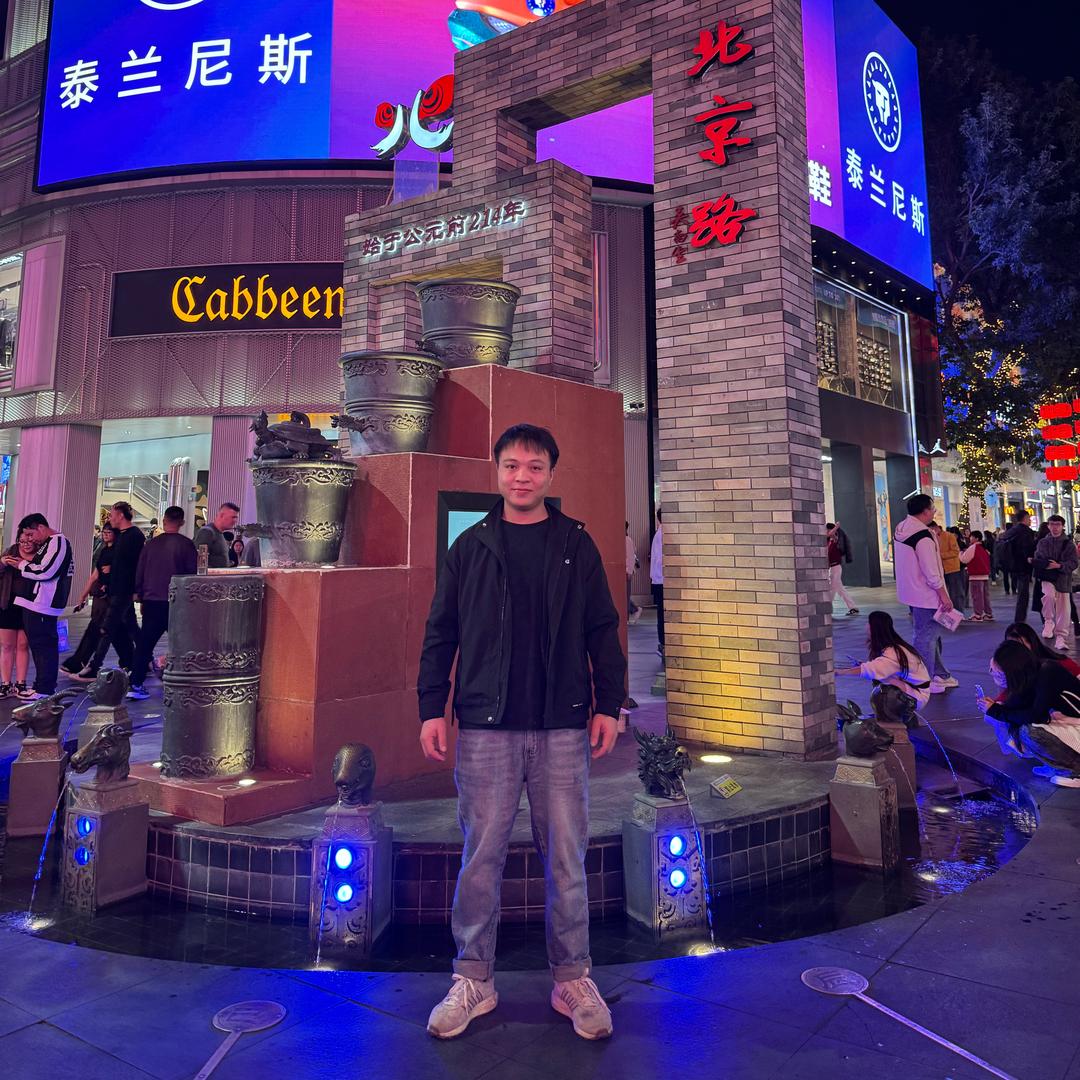 🇨🇳丘北男孩🇨🇳