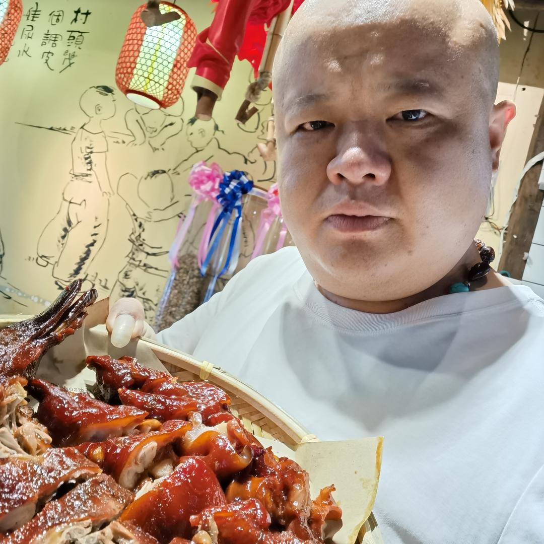 光头老肖