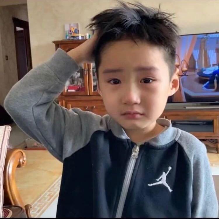 会吐泡泡的阿Du