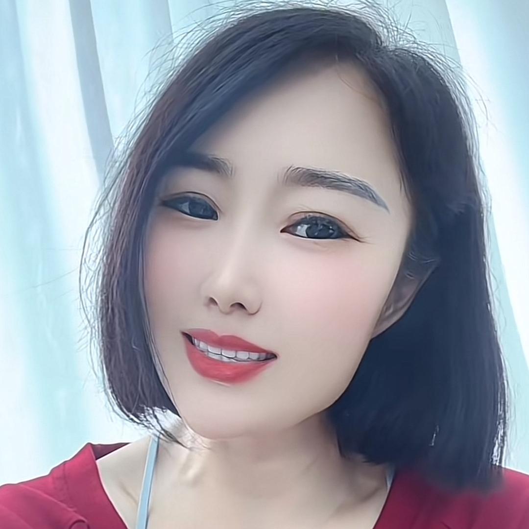君君.