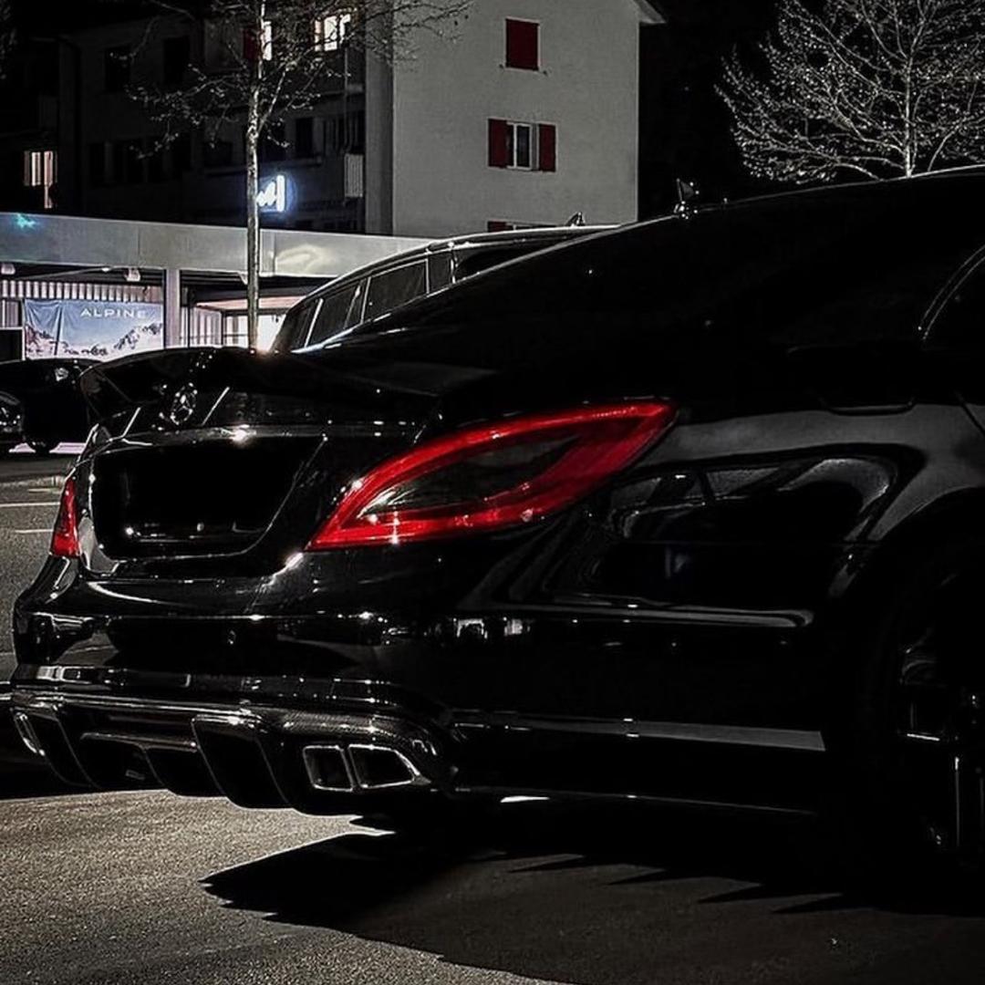 車界八缸