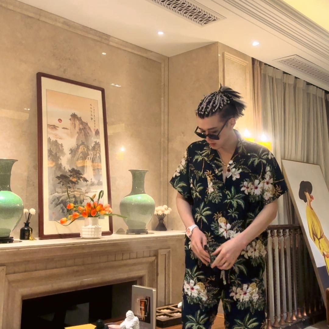 李墨镜🕶️⁷²⁵